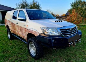 Predám TOYOTU HILUX 2.5 d - 2