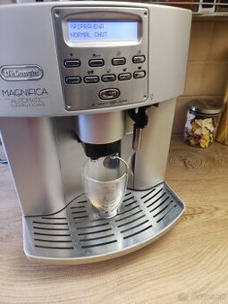 DeLonghi kávovar - 2