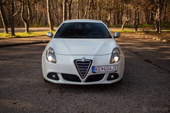 Alfa Romeo Giulietta 1.4 T MultiAir Distinctive ZNÍŽENÁ CENA - 2