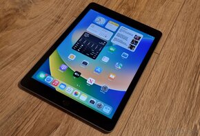 Apple iPad 5 gen 32gb - 2