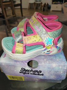 Skechers blikajuce sandale velkost 24 - 2