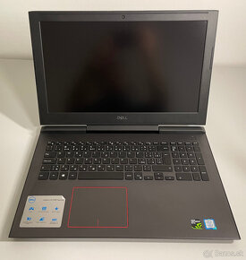 DELL Inspiron 7577 / i5-7300HQ / 1060 Max-Q / 256 GB SSD - 2