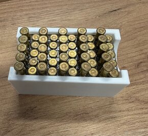 22LR pomôcka pri nabíjaní - 2