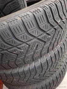 Predam gumy zn Pirelli - 2