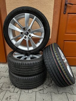 5x112 R17 7J ET49 Škoda + 225/45 R17 Continental (2024) - 2