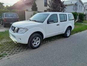 Predam Nissan Pathfinder - 2