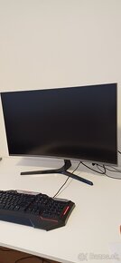 Samsung C32JG5x 2K 32 palcov 144hz - 2