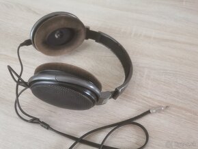 Sennheiser HD650 aj s krabicou  za 130€ - 2