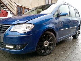 VOLKSWAGEN TOURAN 2,0 TDI 103KW BMM 8v - 2