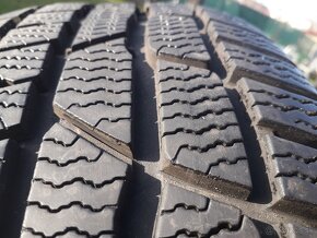 215/45 r17 zimne pneumatiky - 2