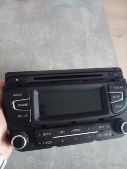 Auto rádio do Kia ceed od roku 2012 do 2018 - 2