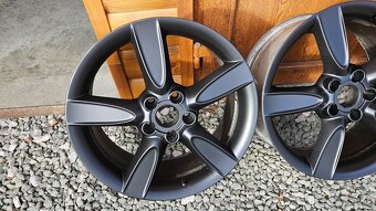 5x112 R18 Seat - 2