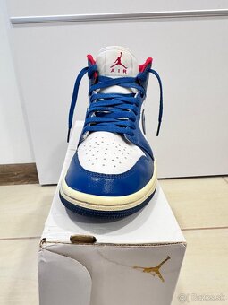 AIR JORDAN 1 MID - 2