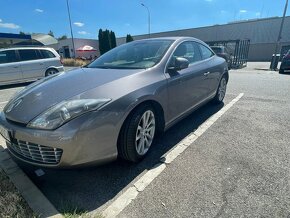 Renault - Laguna Coupe 2011 DIESEL 3 liter - 2