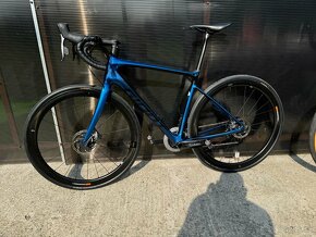 Giant Defy Advanced Pro 0, Sram Force eTap AXS 2x12 - 2