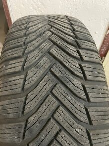 215/50 R17 zimné pneu - 2