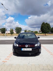 Predam volkswagen golf GTI mk6 s DSG - 2