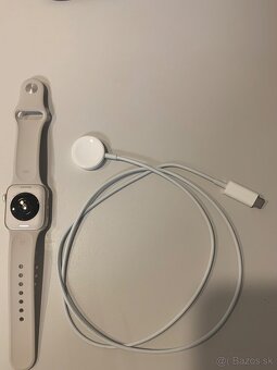 APPLE WATCH HODINKY SE GPS 40MM STARLIGHT ALUMINIUM CASE - 2