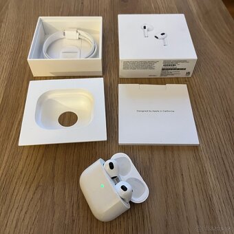 Apple AirPods 3 + MagSafe - 2