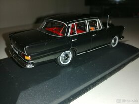 Predam mercedes w110 - 2