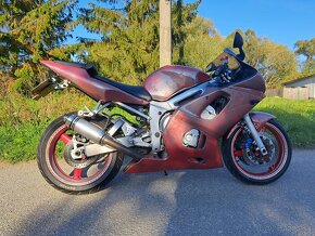 Yamaha R6 - 2