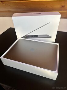 Apple MacBook Pro 13 - 2