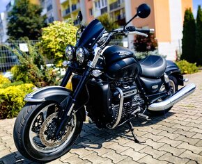 TRIUMPH ROCKET III -MATT PHANTOM BLACK-SLOVENSKA-1 MAJITEL - 2