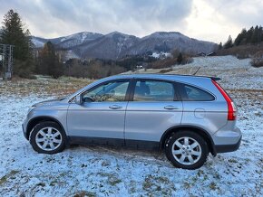 Honda Cr-v 4x4 2.0 benzin 110 kw automaticka prevodovka - 2