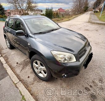 Toyota RAV4  2.2 (4x4) - 2