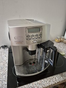 Predám kávovar Delonghi - 2