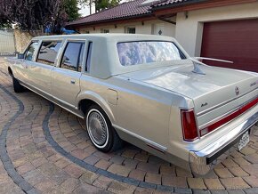 Lincoln Town Car 1988  limo   7,5 m - 2