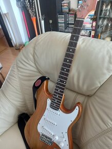 Predam Fender Stratocaster- - 2