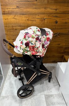 Cybex priam 3.0 spring blossom - 2