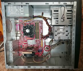 Staršie PC MSI od AMD + 3GB RAM + 160Gb HDD + WIN 10, - 2