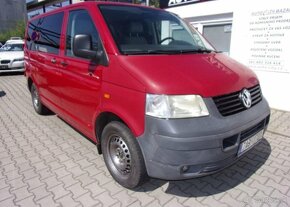 Volkswagen Transporter 2,5 TDi 6 míst nafta manuál 96 kw - 2