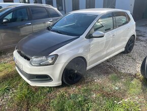 Volkswagen Polo - 2