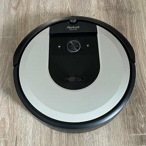 Robotický vysávač Roomba i7+ AKO NOVÝ - 2