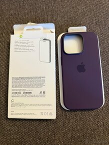 iPhone 16 Pro Silicone Case - 2