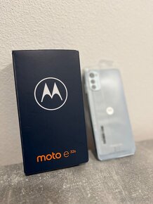 Motorola e32s - 2