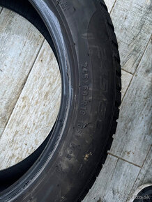 ❄️zimna sada 245/50 R19 Pirelli. dot4120 - 2