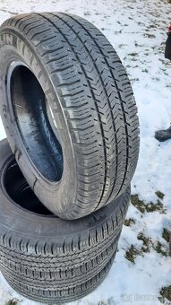 215/65r16C  106/104T  Michelin zimne - 2