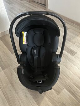 Britax Römer Baby safe 5z2 + flex base v záruke celý set - 2