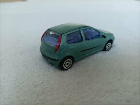 Fiat Punto - Majorette - 1:43 - 2