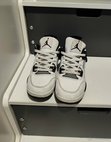 Nike Air Jordan 4 /  veľ.37 - 2