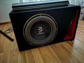 Predám Subwoofer ground zero 1000w - 2