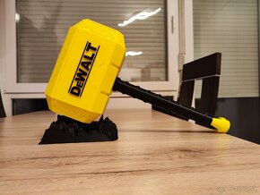 Dewalt Thorovo kladivo s otváracím dvierkami - 2