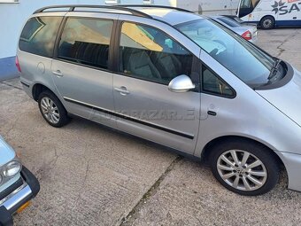 Volkswagen Sharan 2.0 TDI Comfortline - 2