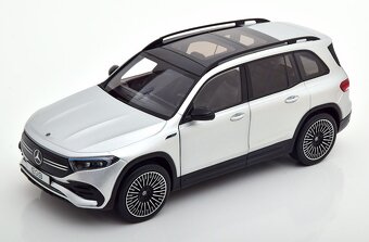 Mercedes-Benz EQB 2021 ( Iridium silver ) - 1:18 NZG - 2