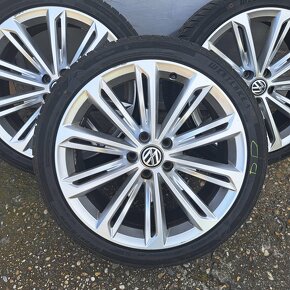 Vw Verona 5x112 R19 8J ET44 - 2