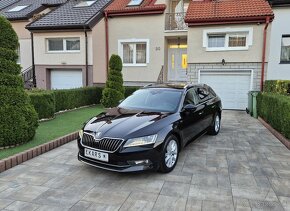 Škoda Superb Combi 2.0 TDI Style DSG - 2